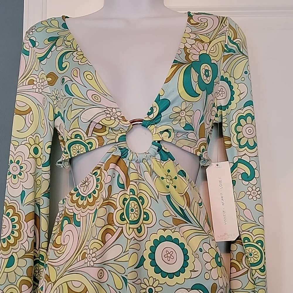 Almost Famous "Want it Wear it Love it" Girls Out Night Dress 💚💛 - Picture 2 of 7